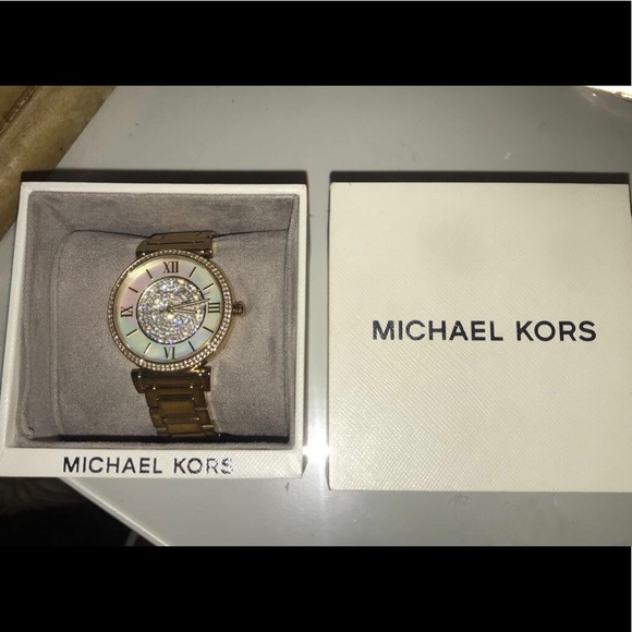 Michael Kors Gold Watch - Picture 1 of 5